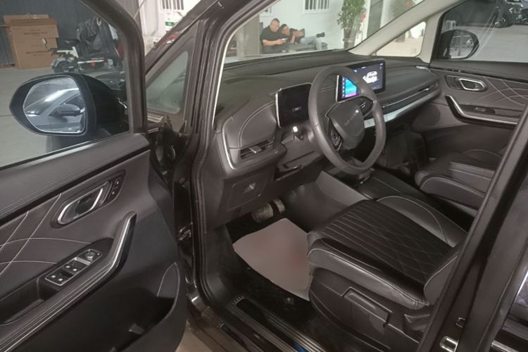 Used SAIC MAXUS Dajia 9 2022 Long-Range Oasis 7-Seater Version