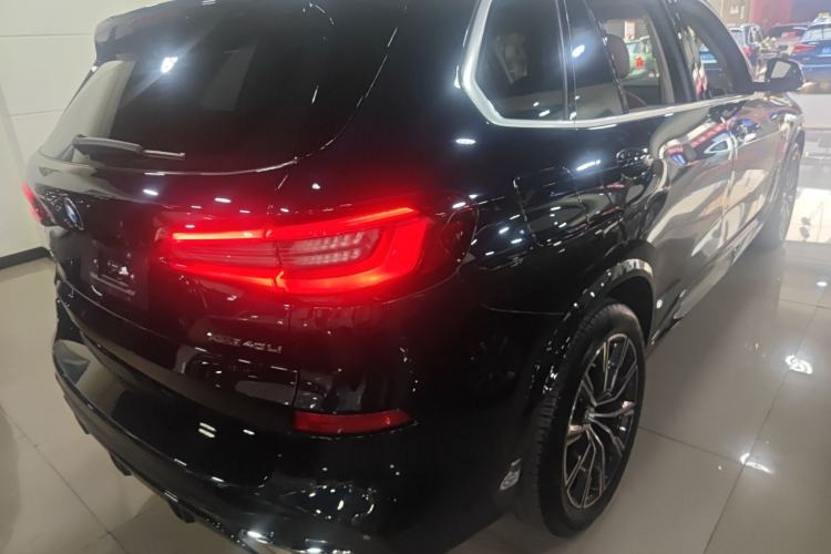 Used BMW X5 2022 Restyled xDrive 30Li Luxury Version M Sport Package
