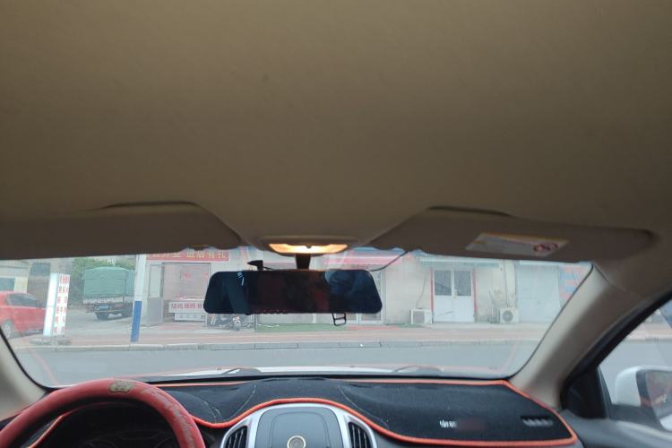 Used Baojun 630 2014 1.5L manual standard version Headliner