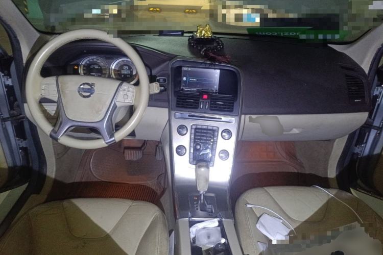 Used Volvo XC60 2012 T5 Zhiya Edition Center Console