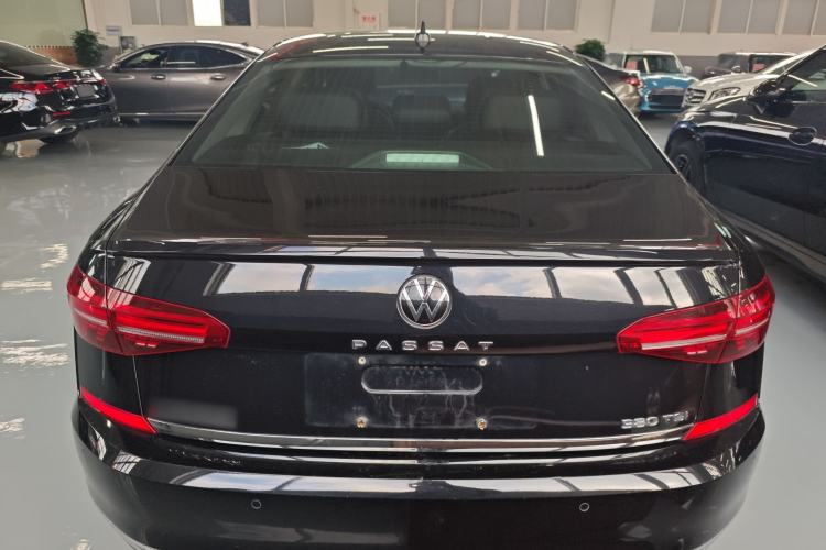 Used Volkswagen Passat 2020 380TSI Luxury Edition China VI
