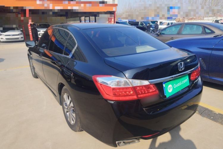 Used Honda Accord 2015 2.0L LX Comfort Edition Rear Left 45 Deg