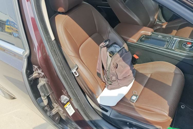 Used Jaguar XFL 2019 XFL 2.0T 250 PS Two-Wheel-Drive Luxury Edition