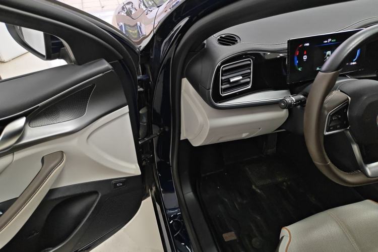 Used BYD Qin PLUS 2023 Champion Edition DM-i 120KM Beyond Model