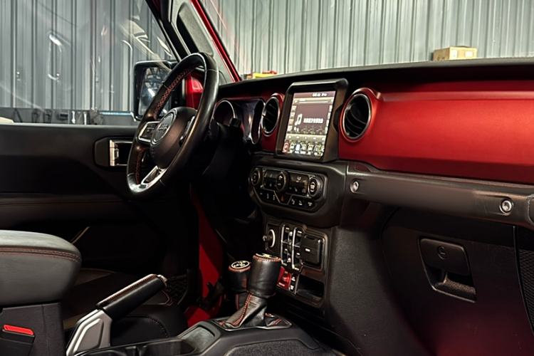 Used Jeep Wrangler 2021 2.0T Robin Hood Four-Door Edition