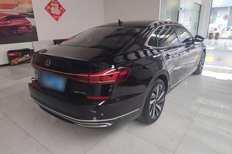 Used Volkswagen Passat 2023 330TSI Luxury Edition
