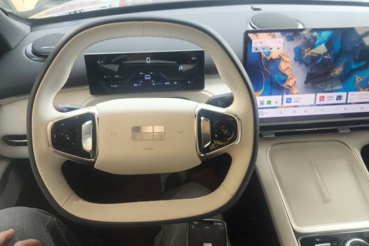 Used Geely Galaxy Xingjian 7 EM-i 2025 120km Launch+ Version
