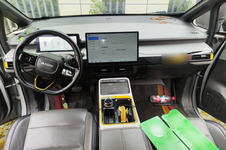 Used AION Y 2022 70 Intelligent Edition Lithium Iron Phosphate Center Console