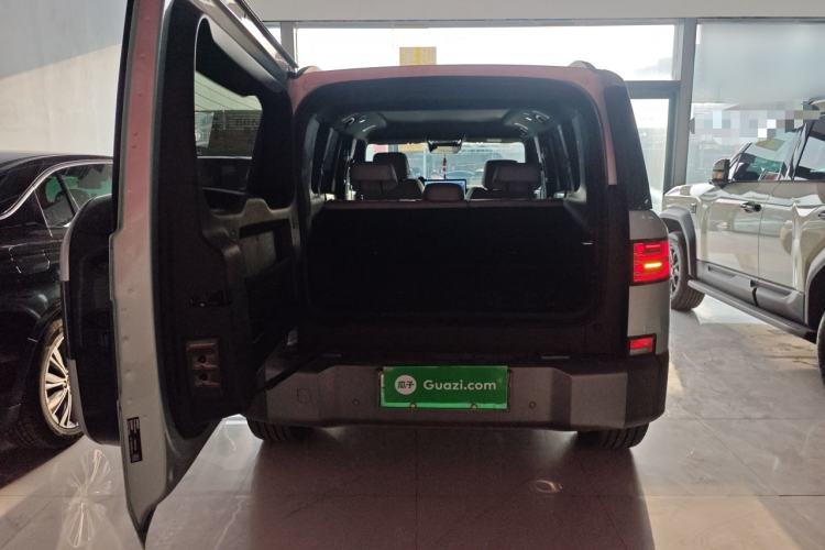 Used Formula Leopard Tai 7 2025 Model 190 km Four-Wheel Drive Ultra Edition Trunk