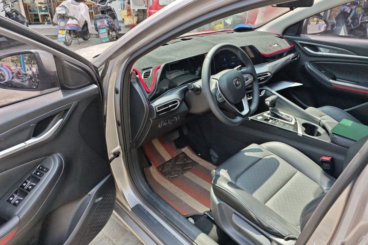 Used CHANGAN Eado 2020 PLUS Blue Whale NE 1.4T GDI DCT Prestige Model
