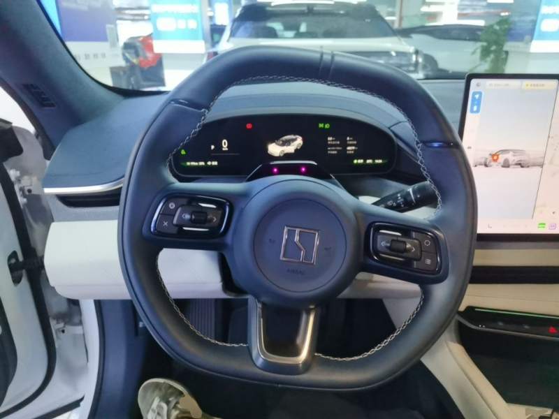 Used Zeekr 001 2025 YOU Edition 100 kWh All-Wheel Drive — 10