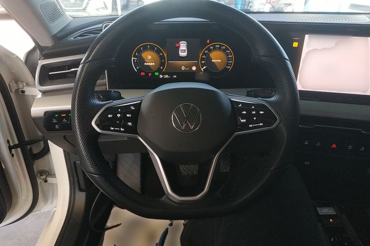 Used Volkswagen Lamando 2023 Lavida L 280TSI DSG Cool & Spicy Edition