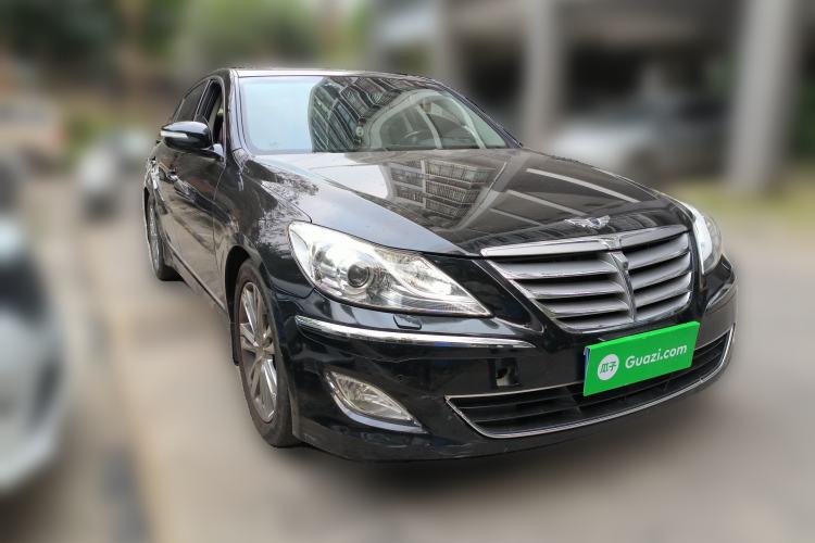 Used Hyundai Genesis 2012 3.0L GDI Luxury Edition Front Right 45 Deg