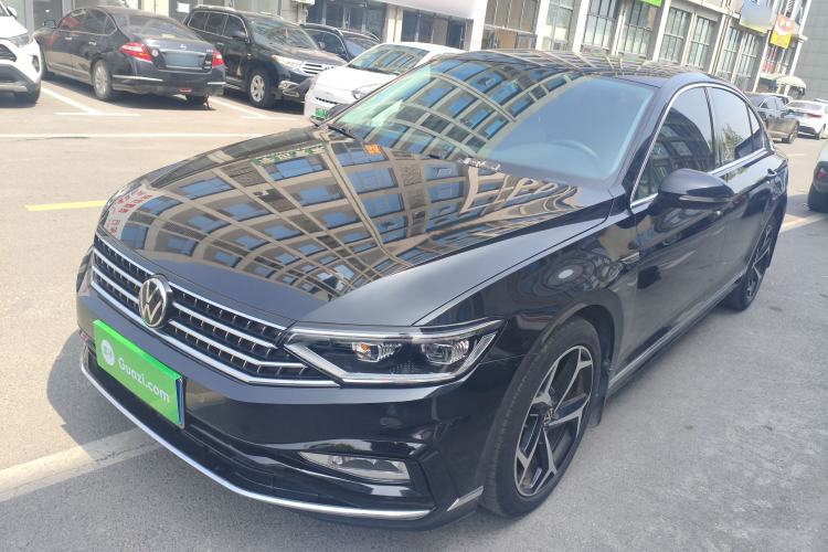 Used Volkswagen Magotan 2023 2 Million Units Limited Edition 330TSI DSG Leading Version