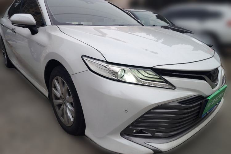Used Toyota Camry 2018 2.0G Luxury Edition
