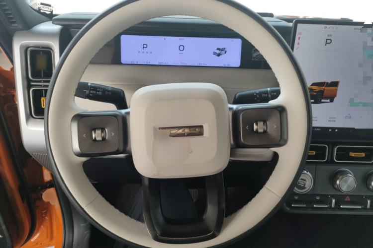 Used iCAR V23 2025 501 Four-Wheel Drive Advanced Version
