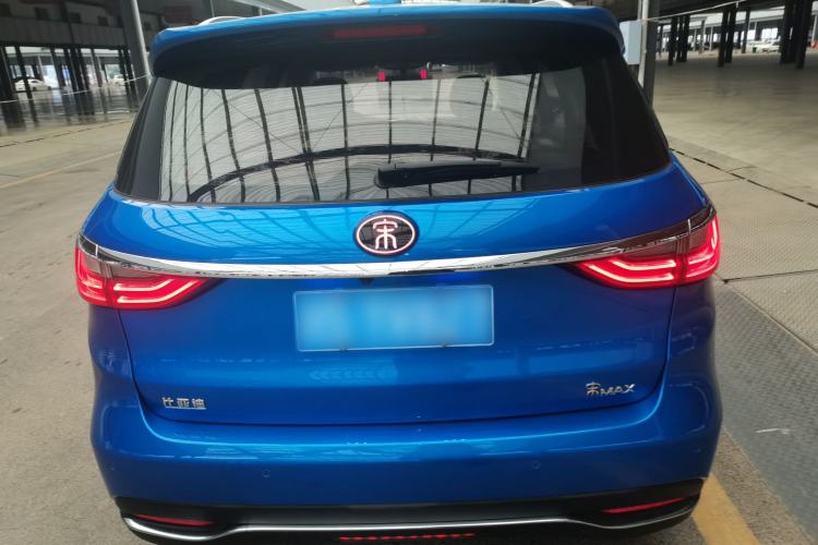 Used BYD Song MAX 2017 1.5T Automatic Smart Connect Elite 7-Seater
