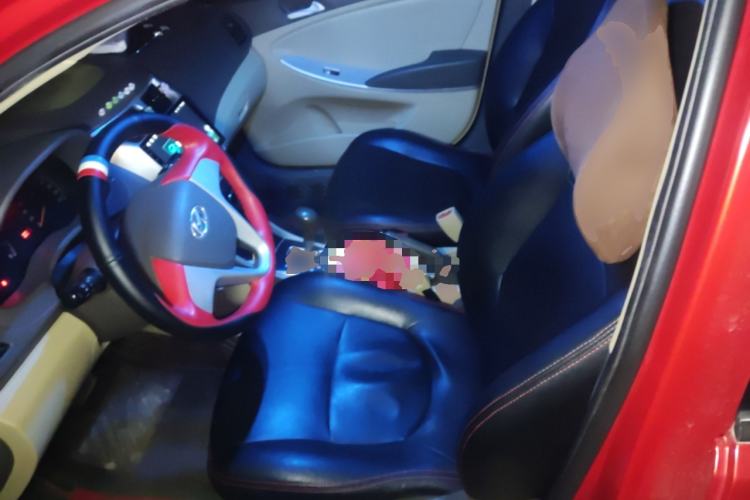 Used Hyundai Verna (older generation) 2010 Sedan 1.4L Automatic Comfort Model GS
