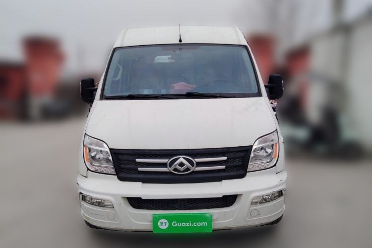 Used SAIC MAXUS Xintu V80 2023 2.0T Manual Classic Aoyuntong Long Wheelbase Mid-Height 6/7/8/9-Seater
