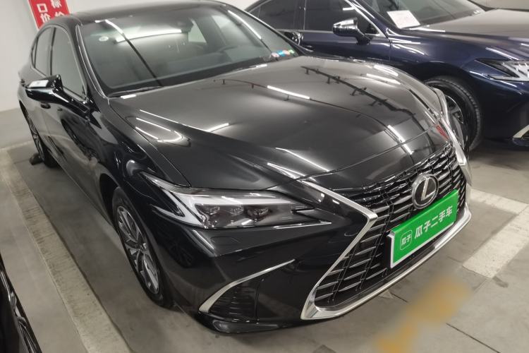 Used Lexus ES 2025 200 Premium Edition
