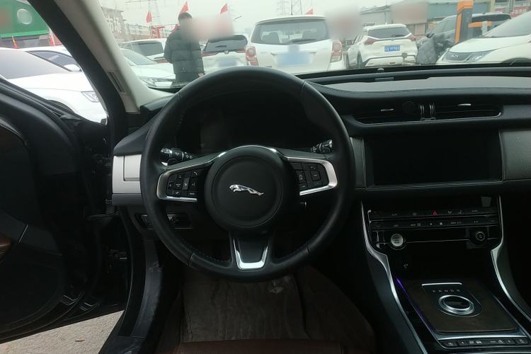 Used Jaguar XFL 2020 XFL 2.0T P250 Two-Wheel-Drive Luxury Edition