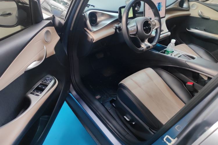 Used BYD Dolphin 2023 420 km Fashion Edition Driver Seat