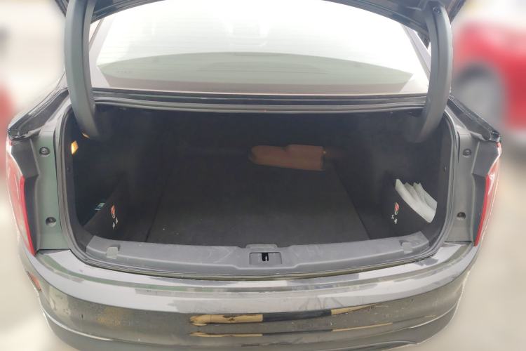 Used Hongqi E-QM5 2024 610 km PLUS