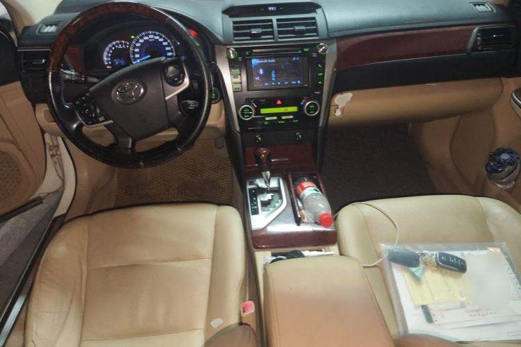 Used Toyota Camry 2012 2.5G Luxury Edition
