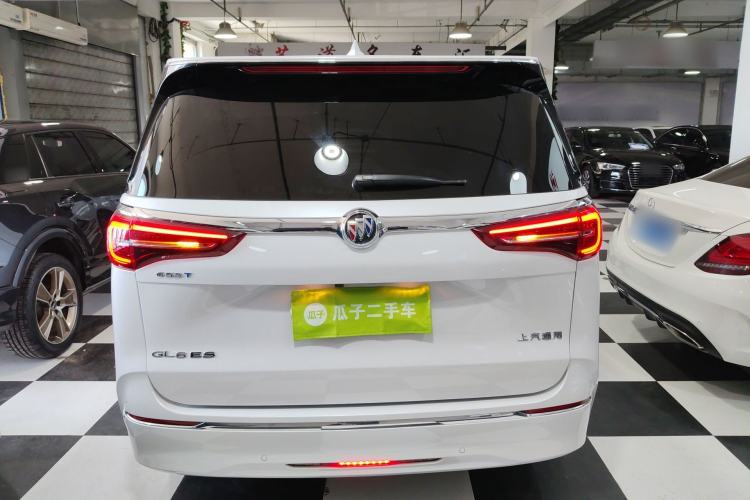 Used Buick GL8 2022 ES Landtrek 653T Comfort Edition