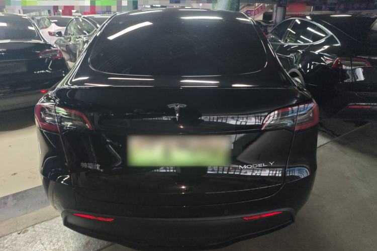 Used Tesla Model Y 2023 Rear-Wheel-Drive Version