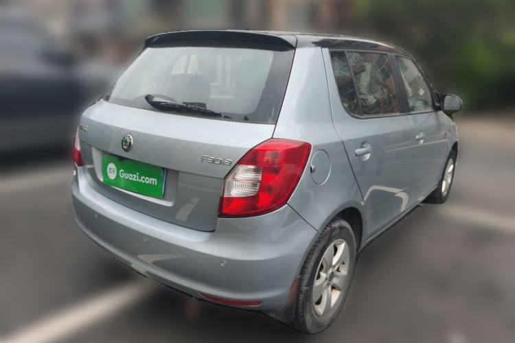 Used Skoda Fabia 2012 1.4L Automatic Crystal Edition Rear Right 45 Deg