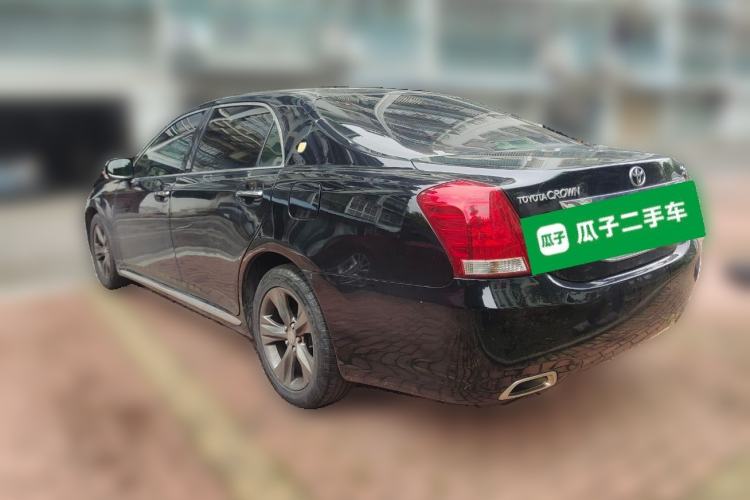 Used Toyota Crown 2010 2.5L Royal Leather Sunroof Edition
