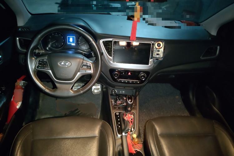 Used Hyundai Verna (new generation) 2016 1.6L Automatic Elite Edition TOP
