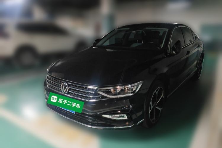 Used Volkswagen Magotan 2025 Zhongxiang Model 280TSI DSG Luxury Version