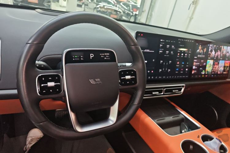 Used Li Auto L6 2024 Pro Model Center Console