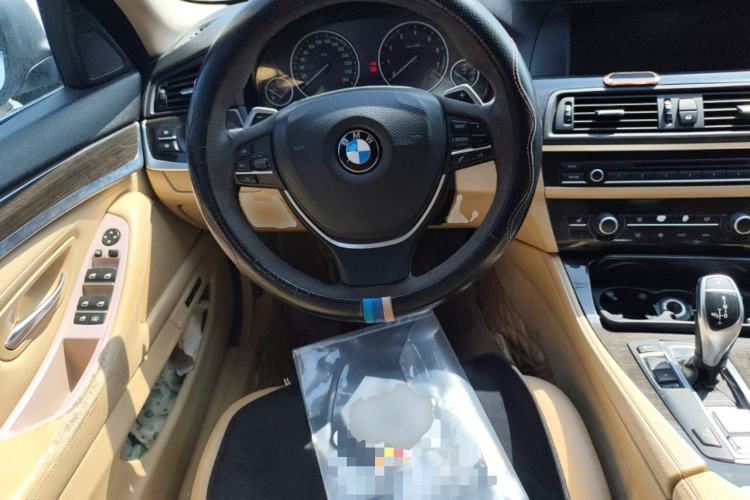 Used BMW 5 Series 2012 535Li Leading Model
