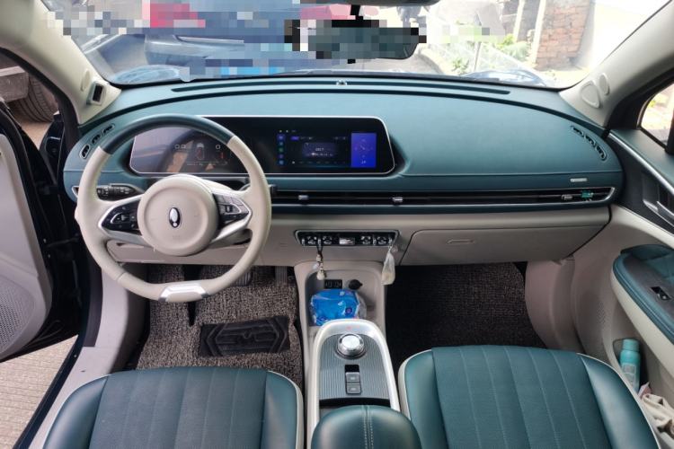 Used ORA Good Cat 2022 400km Standard Range Premium Version Lithium-Ion Battery Interior 1