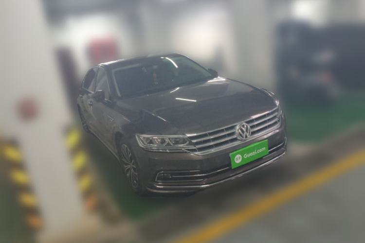 Used Volkswagen Phideon 2018 Revised Version 380TSI Two-Wheel Drive Business Edition Front Right 45 Deg