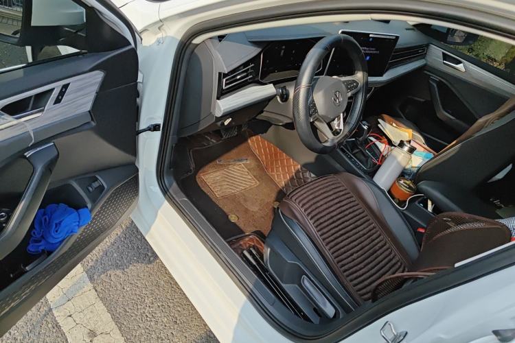 Used Volkswagen Sagitar 2025 300TSI DSG Excellence Edition Driver Seat