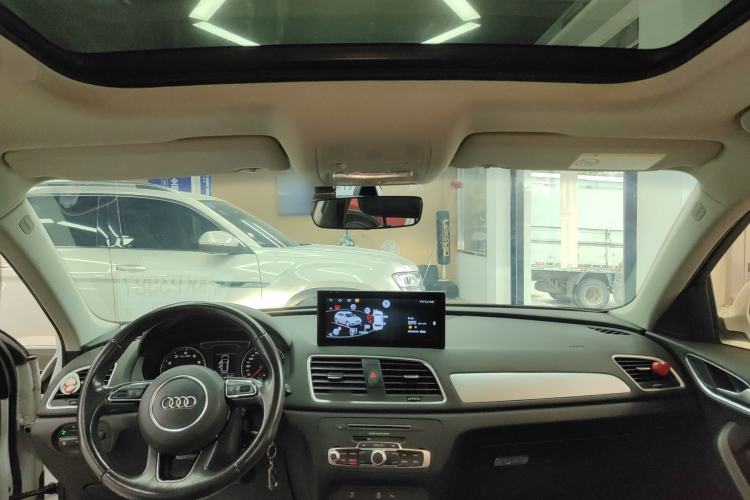 Used Audi Q3 2017 35 TFSI Fashion Model
