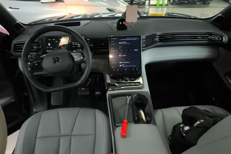 Used Nio ES8 2020 415 km Range 6-Seater Version
