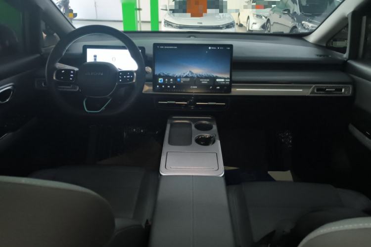 Used AION Y 2023 Plus 510 Smart Edition
