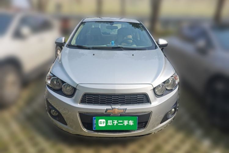 Used Chevrolet Aveo Sonic 2011 Sedan 1.4L Manual Transmission SE