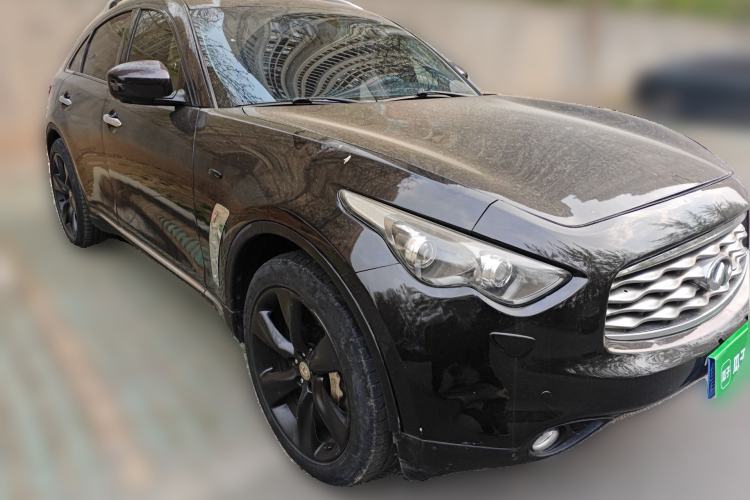 Used Infiniti FX 2011 FX35 Supreme Edition Front Right 45 Deg