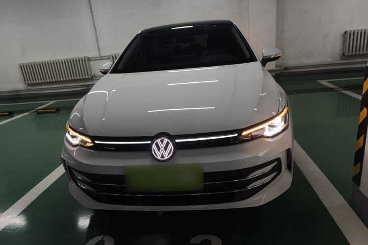 Used Volkswagen Golf 2025 300TSI Pro