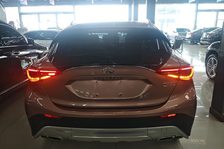 Used Infiniti QX30 2018 1.6T Two-Wheel Drive Extreme Edition Rear
