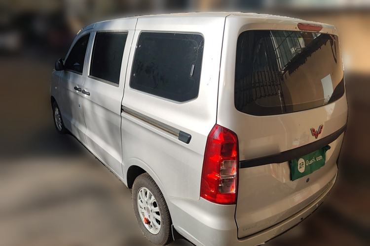 Used Wuling Hongguang V 2022 1.5L Jingqu Edition Electric-Assist LAR