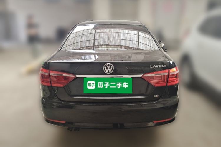 Used Volkswagen Lavida 2013 1.4 TSI DSG Luxury Navigation Edition
