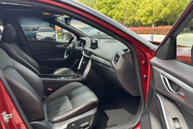 Used Mazda CX-4 2018 2.0L Automatic Two-Wheel Drive Blue Sky Leading Edition China V Standard