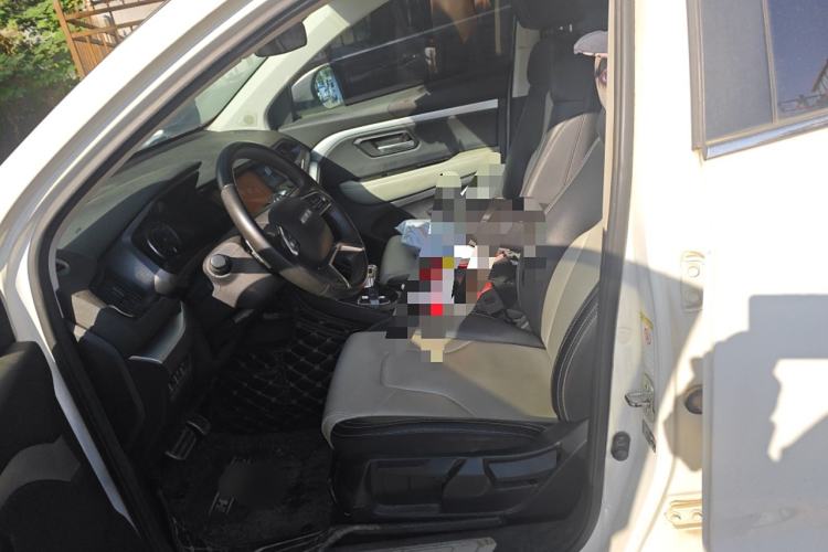 Used Haval H2s 2017 Blue Label 1.5T Dual-Clutch Luxury Model Left Front Seat